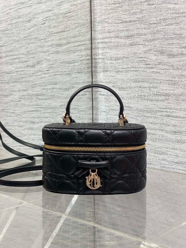 Dior Caro Mini Vanity Case Macrocannage Lambskin S5198UD black