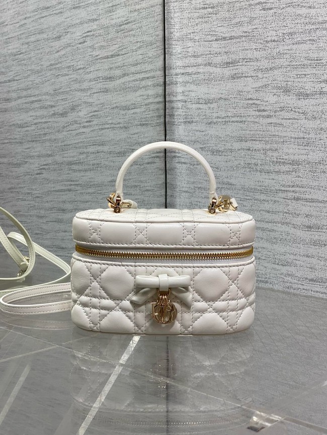 Dior Caro Mini Vanity Case Macrocannage Lambskin S5198UD Latte
