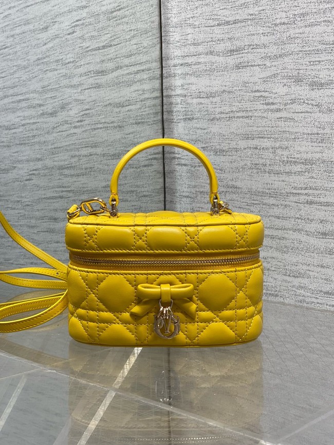 Dior Caro Mini Vanity Case Macrocannage Lambskin S5198UD yellow