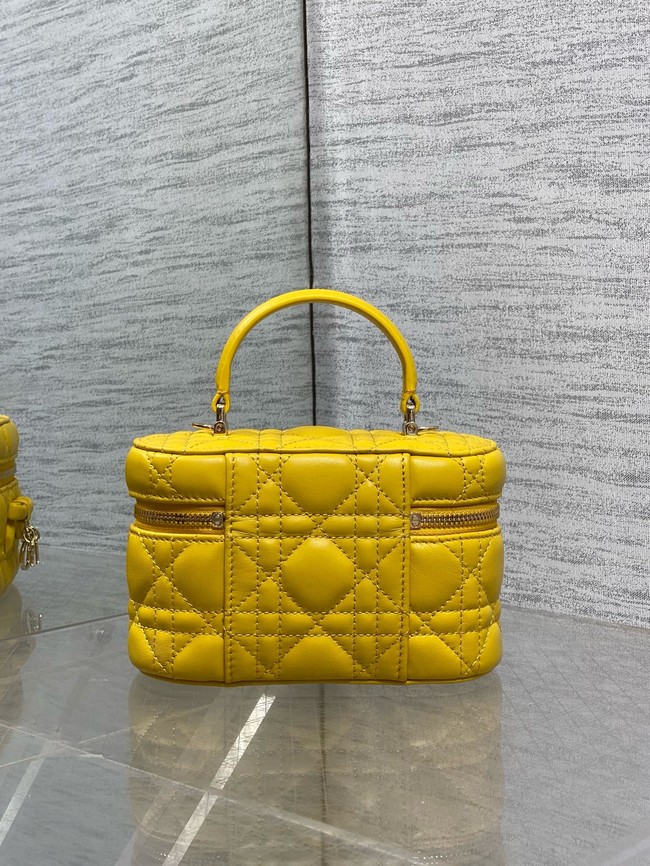 Dior Caro Mini Vanity Case Macrocannage Lambskin S5198UD yellow