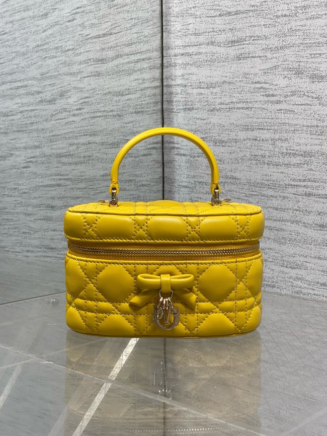 Dior Caro Mini Vanity Case Macrocannage Lambskin S5198UD yellow