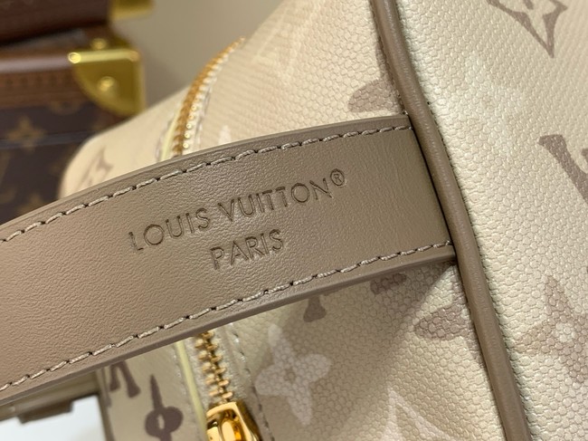 Louis Vuitton NEW Dopp Kit M28845 Ecru White
