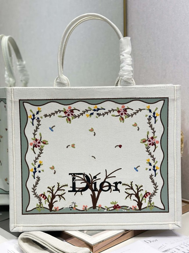 Large Dior Book Tote Book Cover Embroidery TSH295 White Multicolor Revolution Flowers