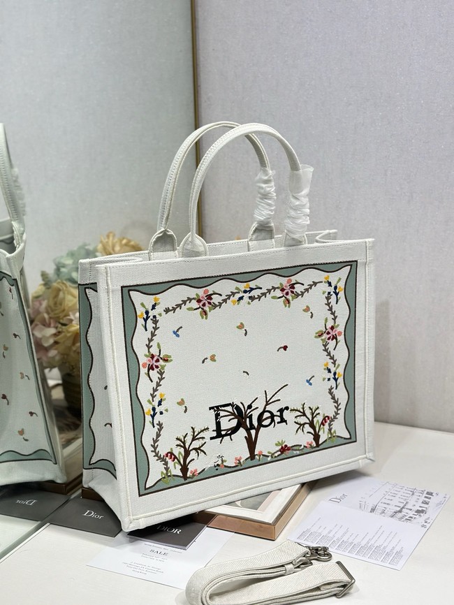 Large Dior Book Tote Book Cover Embroidery TSH295 White Multicolor Revolution Flowers