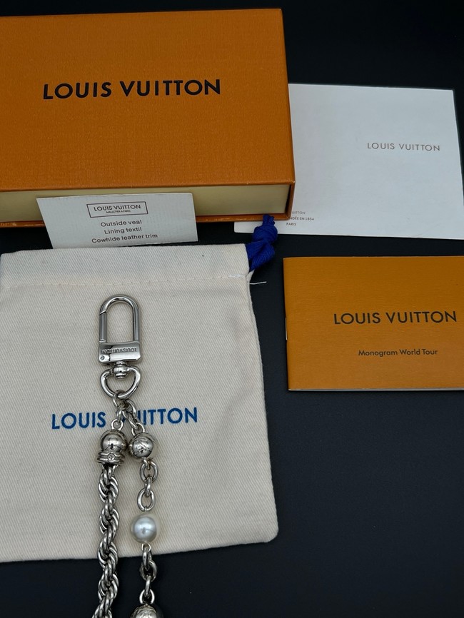 Louis Vuitton Chain Bag Charm M03583-5