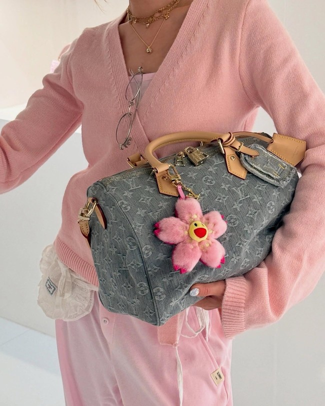 Louis Vuitton Charm M02485