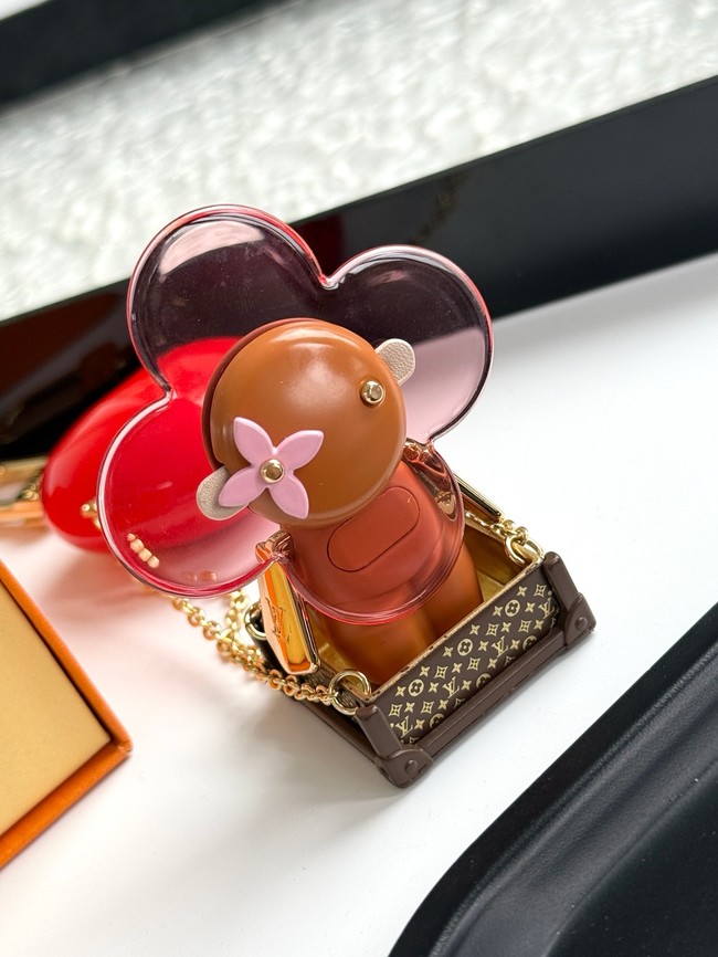 Louis Vuitton Charm M02486