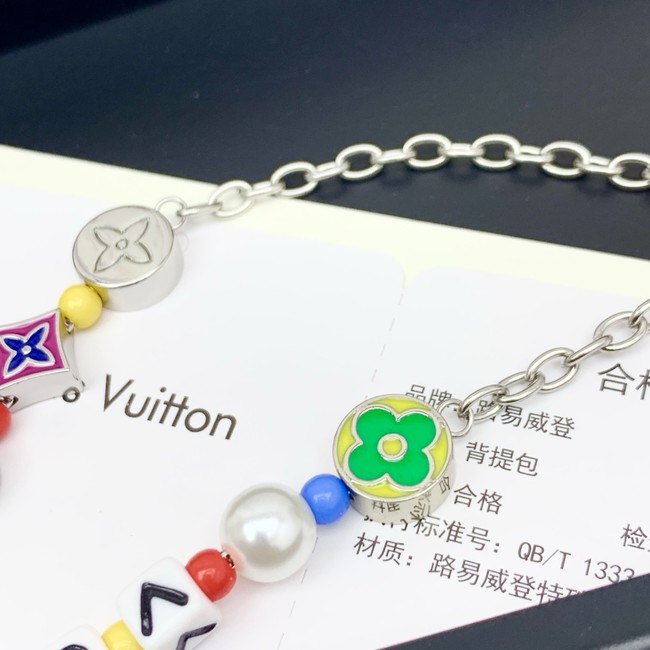 Louis Vuitton Charm M04053-1