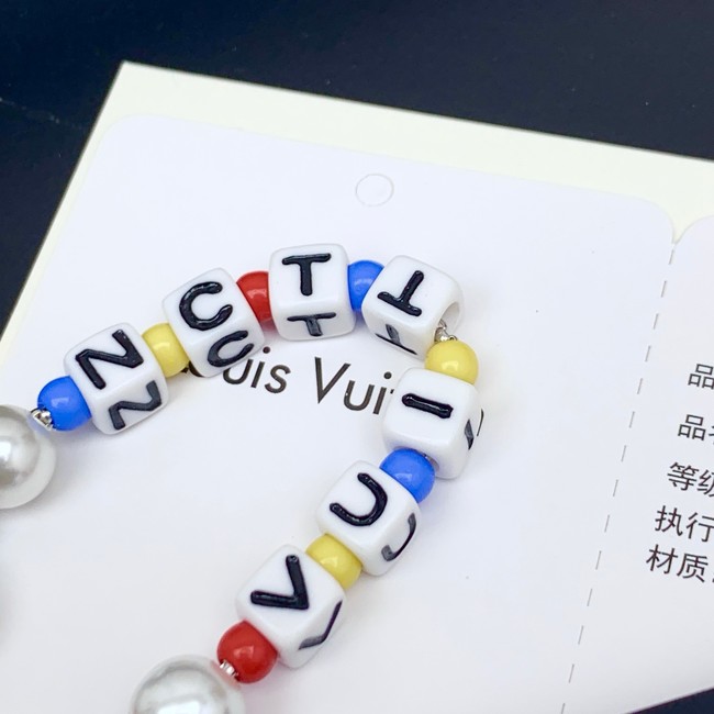 Louis Vuitton Charm M04053-1