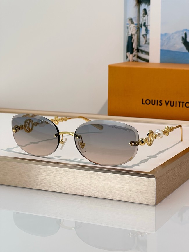 Louis Vuitton Sunglasses 260517-14