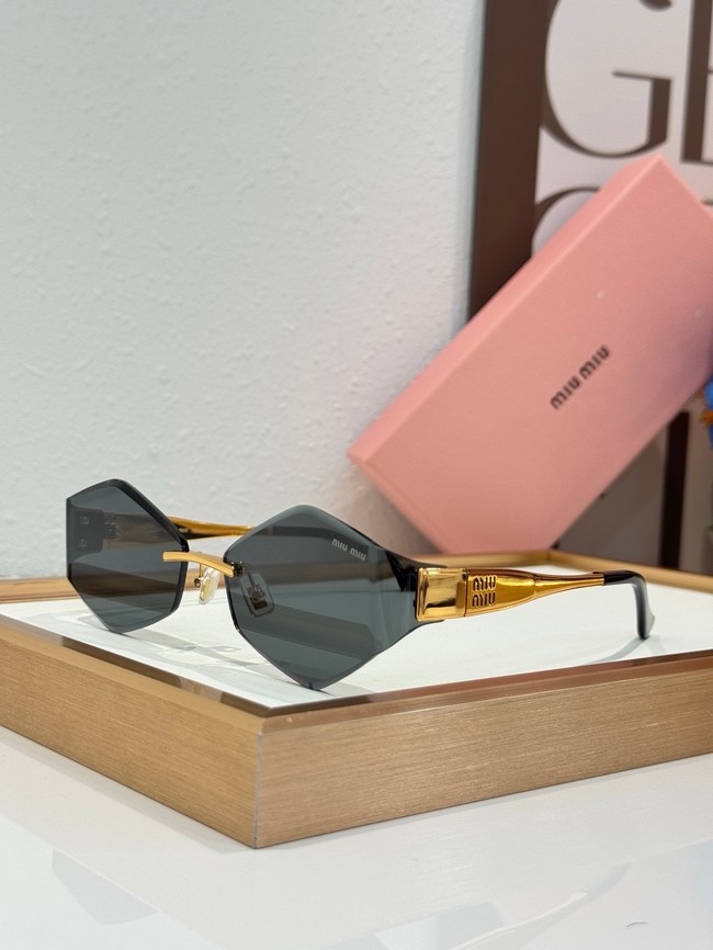 MIUMIU Sunglasses 260515-9
