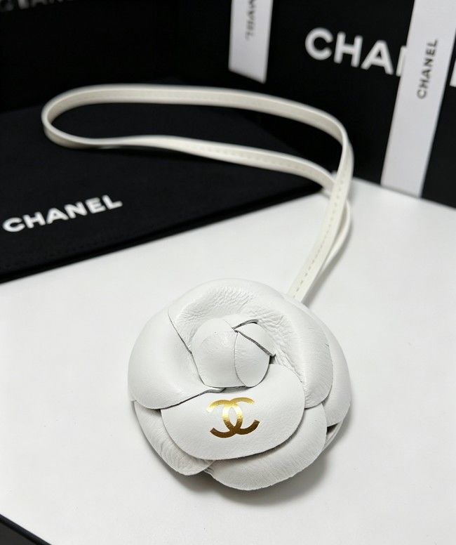 CHANEL charm 6598 Beige CHANEL charm 6598 Beige