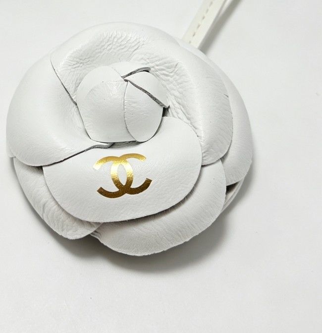 CHANEL charm 6598 Beige CHANEL charm 6598 Beige