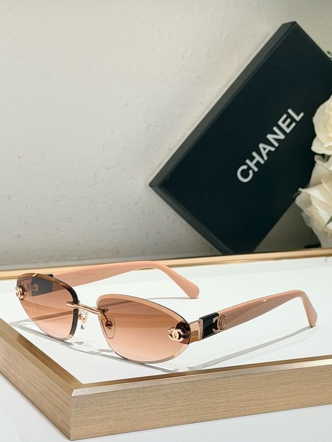Chanel Sunglasses 260537-4