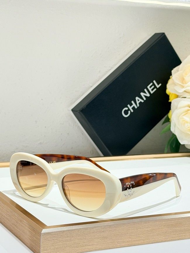 Chanel Sunglasses 260547-4
