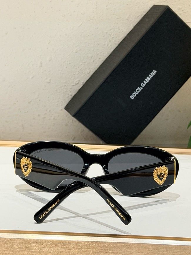 Dolce & Gabbana Sunglasses 260538-7