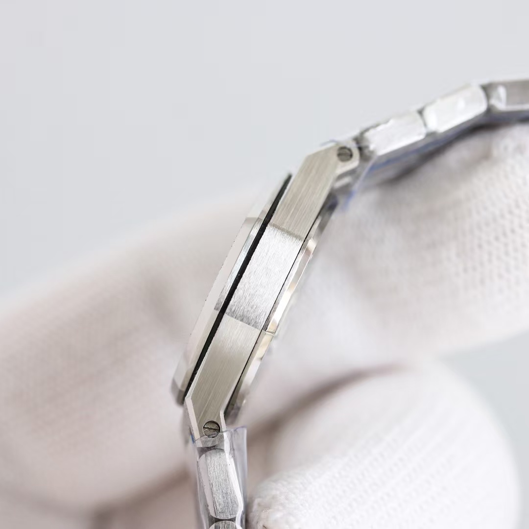 Audemars Piguet Watch 25MM AP63015 Silver Audemars Piguet Watch 25MM AP63015 Silver