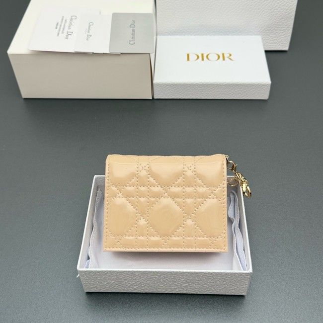 LADY DIOR LOTUS WALLET patent leather S0178 Beige LADY DIOR LOTUS WALLET patent leather S0178 Beige