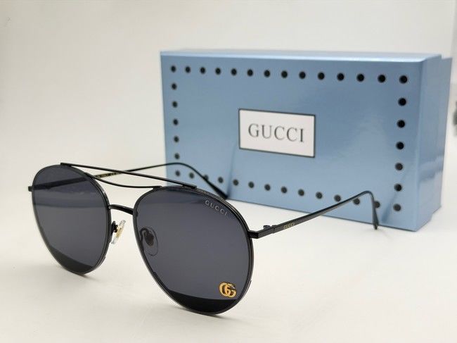 Gucci Sunglasses GS000136