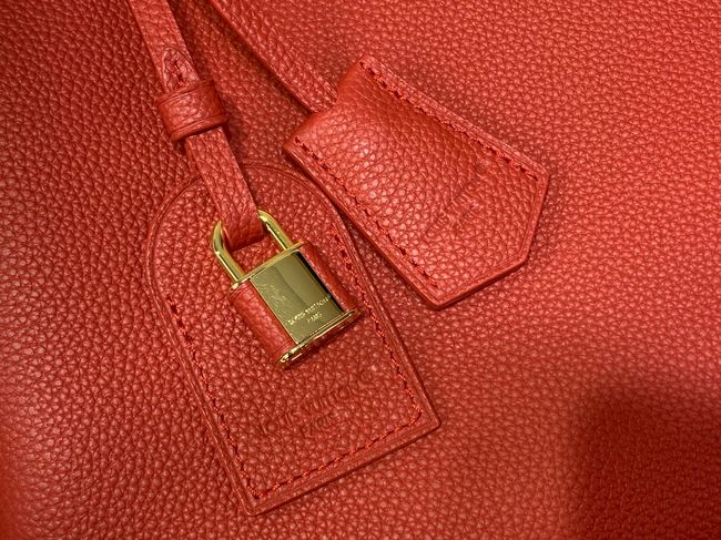 Louis Vuitton Capucines MM Souple M26319 red Louis Vuitton Capucines MM Souple M26319 red