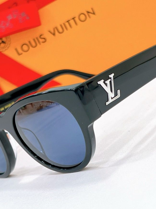 Louis Vuitton Sunglasses LVS000068