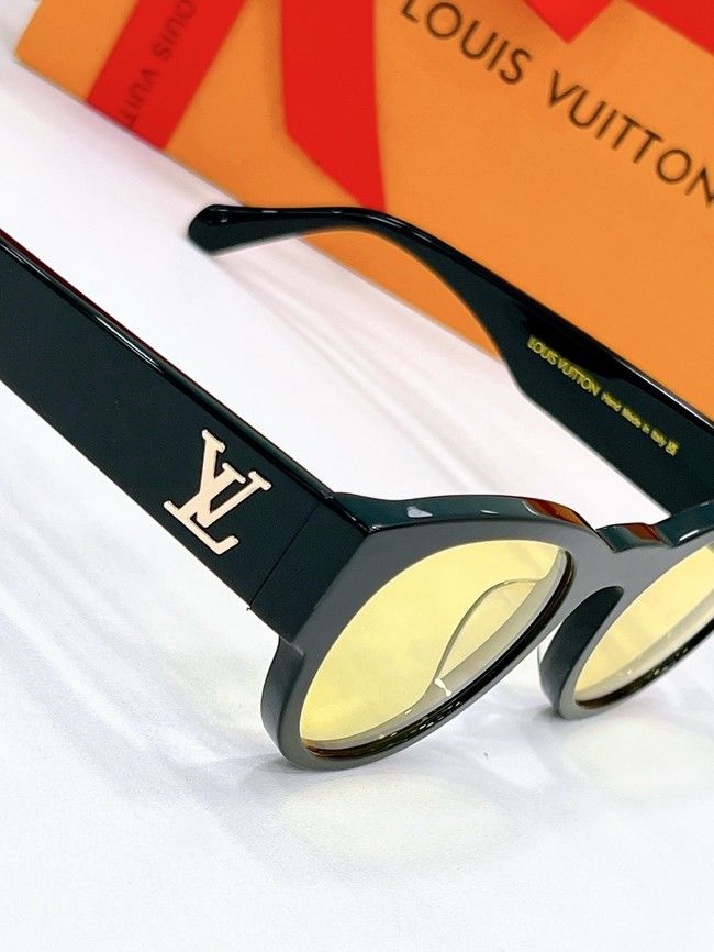 Louis Vuitton Sunglasses LVS000070