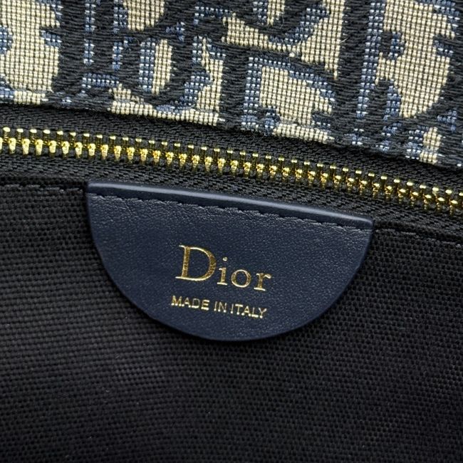 Medium Dior Medaillon Flap Bag Blue Dior Oblique Jacquard M3922Q