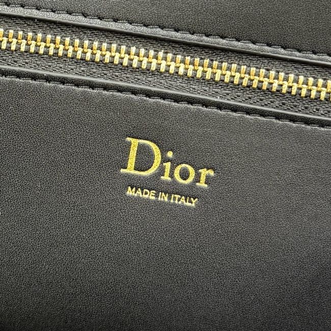Medium Dior Medaillon Flap Bag Grained Calfskin M3920QD black Medium Dior Medaillon Flap Bag Grained Calfskin M3920QD black