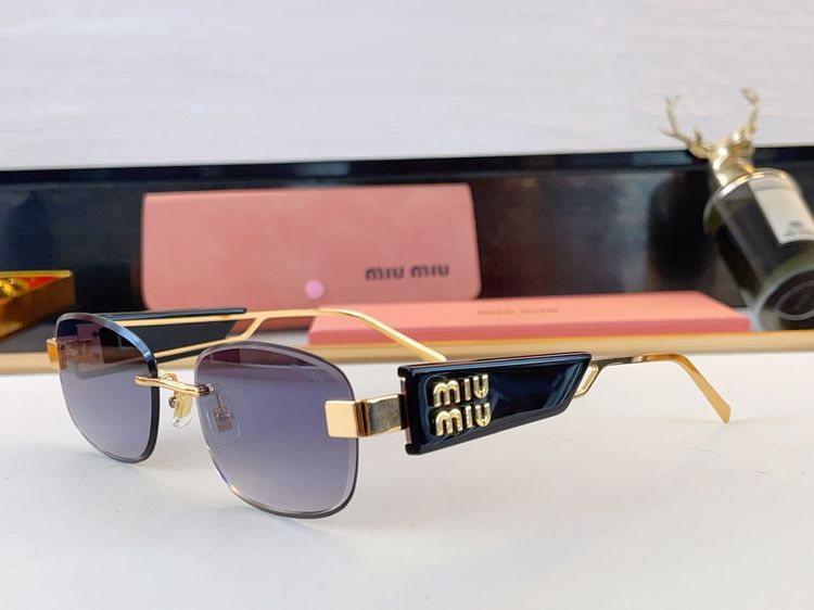 miumiu Sunglasses MMS00005-1
