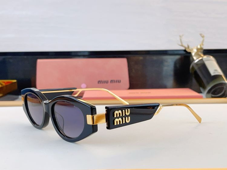 miumiu Sunglasses MMS00007-1