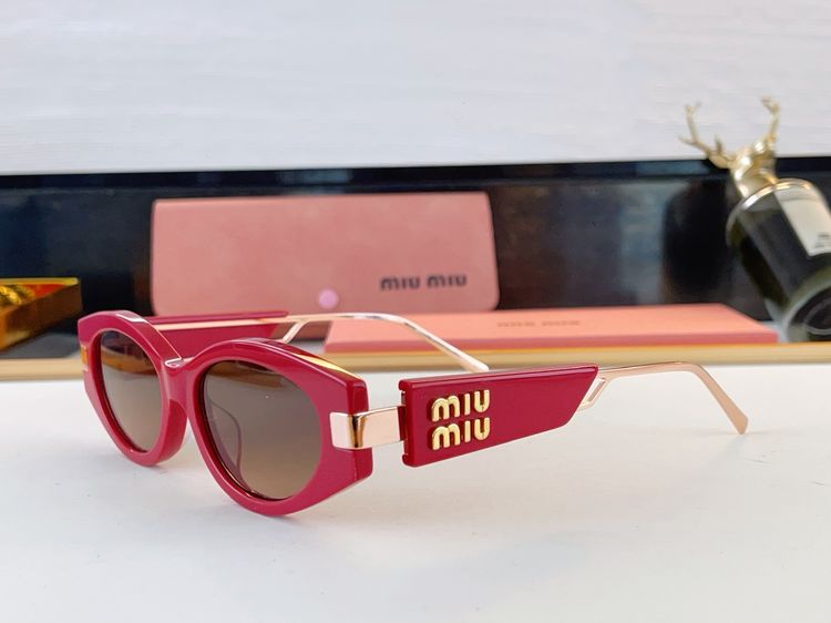 miumiu Sunglasses MMS00007-4