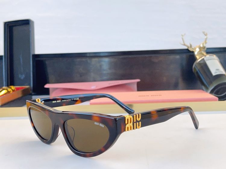 miumiu Sunglasses MMS00009-3