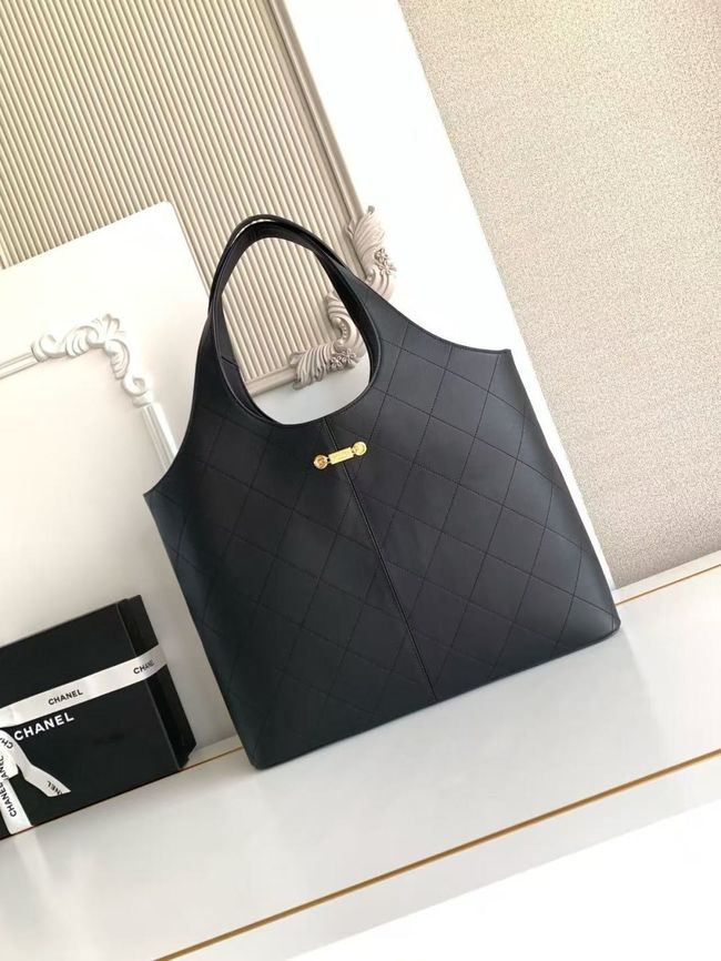 CHANEL large Tote AS6105 black