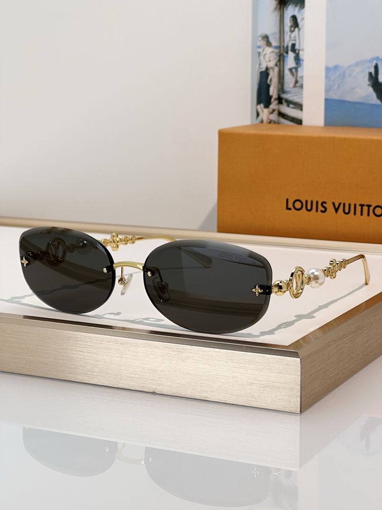 LV Sunglasses LVS00002-3