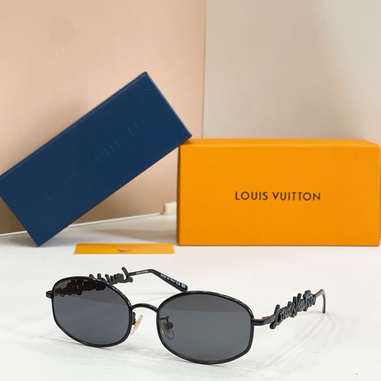LV Sunglasses LVS00004-9