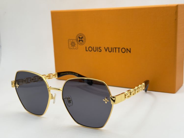 LV Sunglasses LVS00009-2