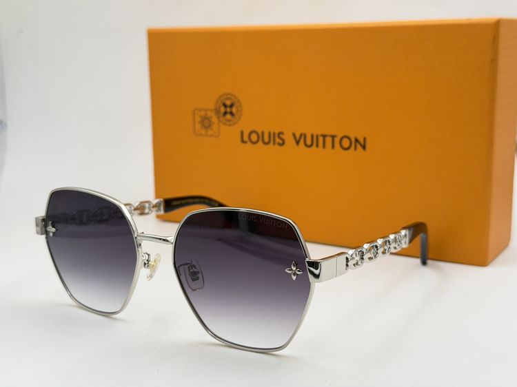 LV Sunglasses LVS00009-6