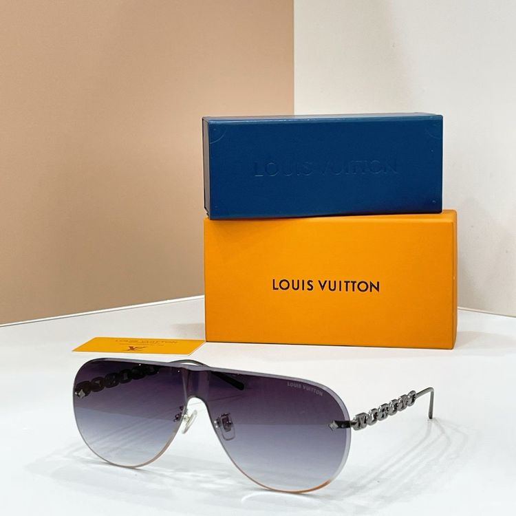 LV Sunglasses LVS00017-4