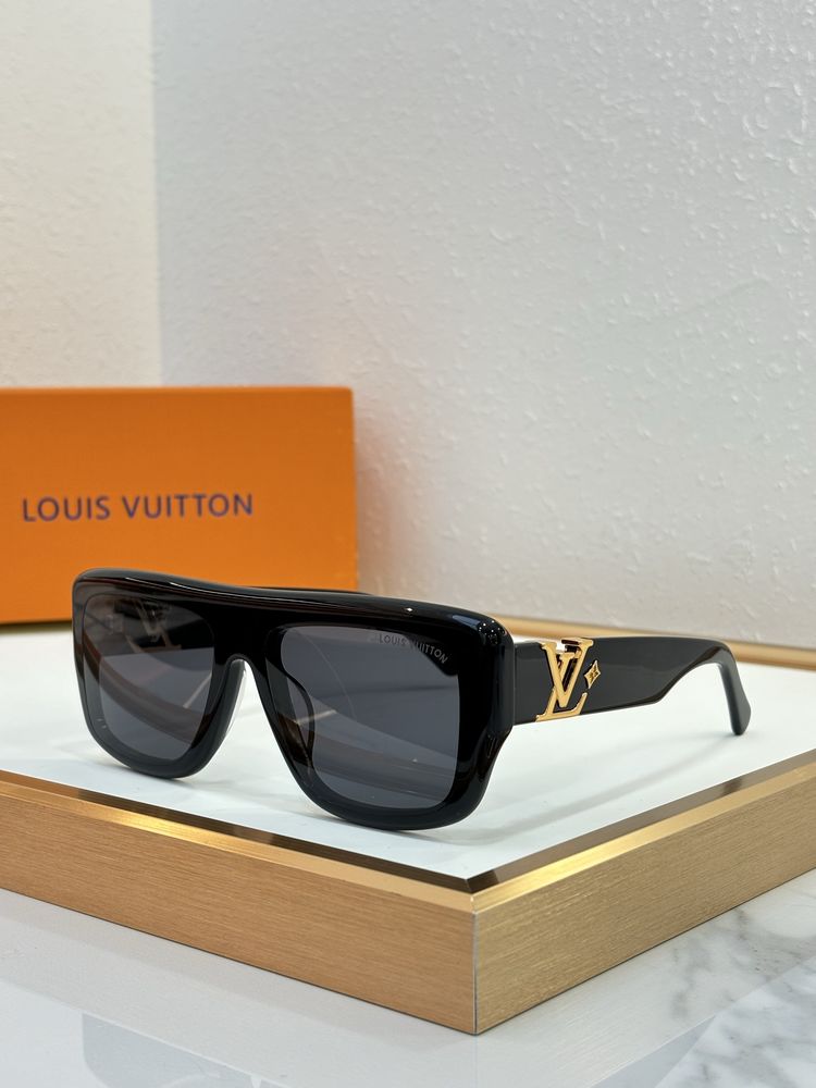 LV Sunglasses LVS00020-1