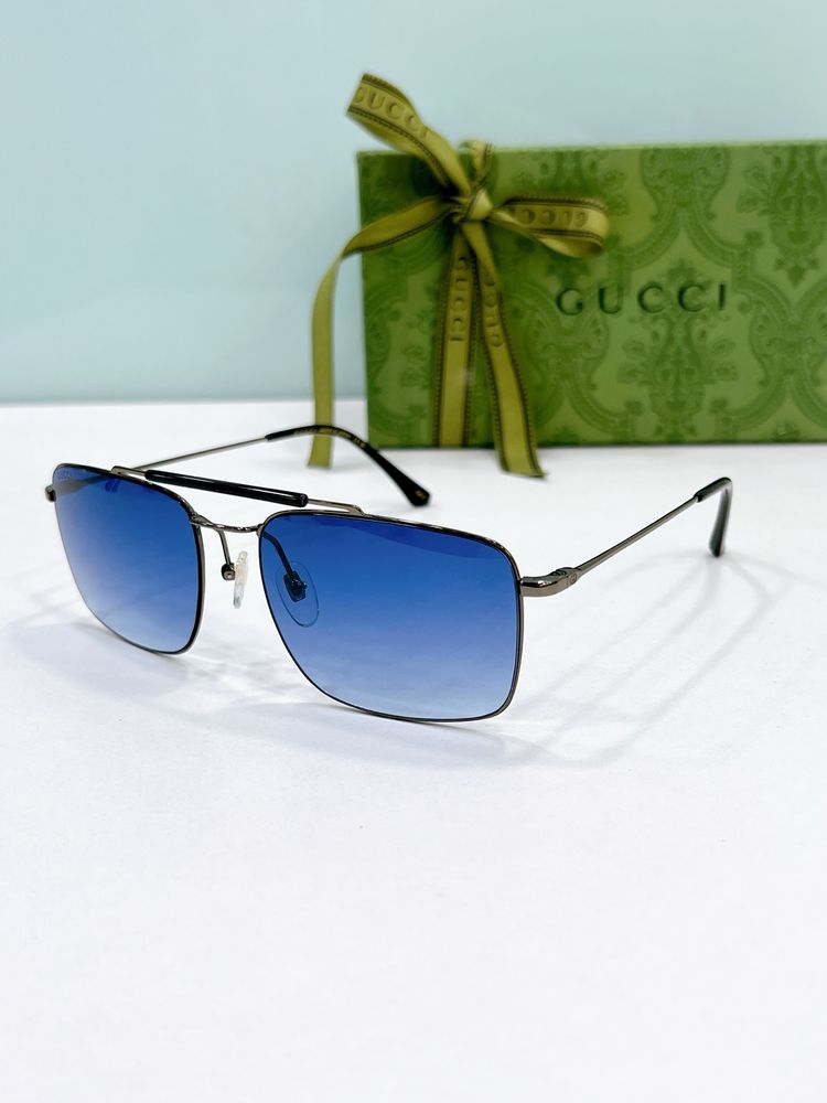 Gucci Sunglasses GUS00005-4