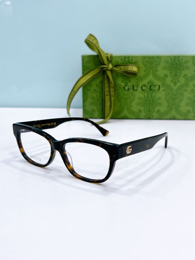 Gucci Sunglasses GUS00007-3