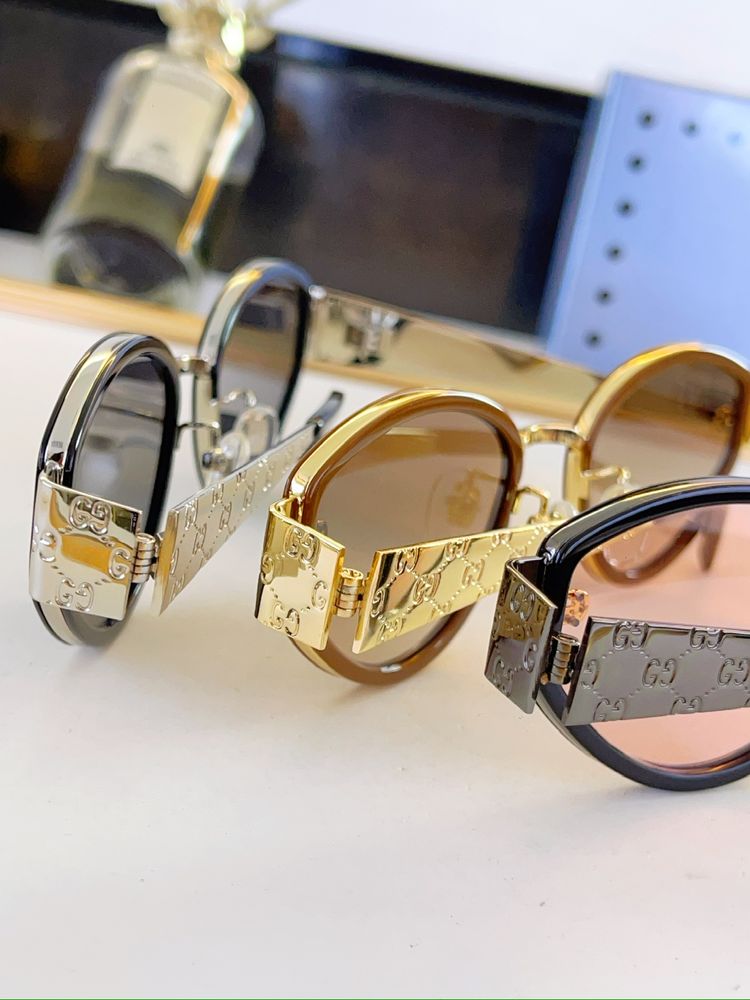 Gucci Sunglasses GUS00019-1