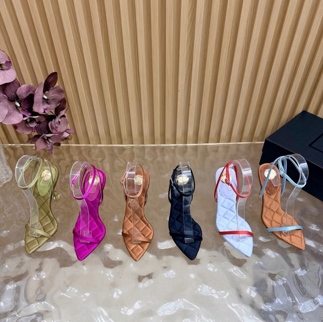 Saint Laurent pumps in satin crepe Heel 10CM 69001-1 Saint Laurent pumps in satin crepe Heel 10CM 69001-1