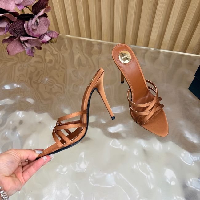 Saint Laurent in satin crepe and rhinestones Heel 9CM 69002-5 Saint Laurent in satin crepe and rhinestones Heel 9CM 69002-5