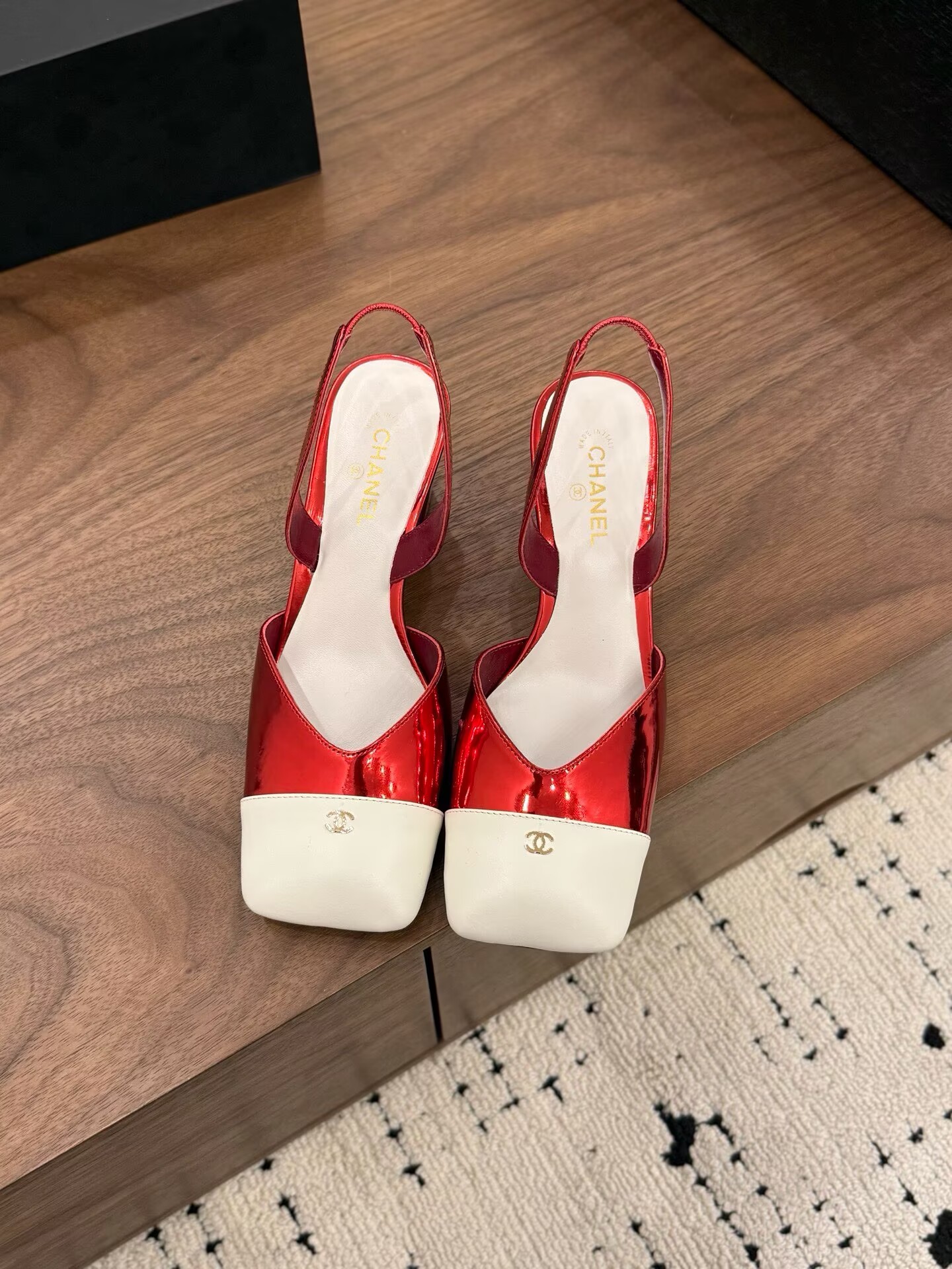 Chanel Pumps Lambskin heel G47189 White&Red Chanel Pumps Lambskin heel G47189 White&Red