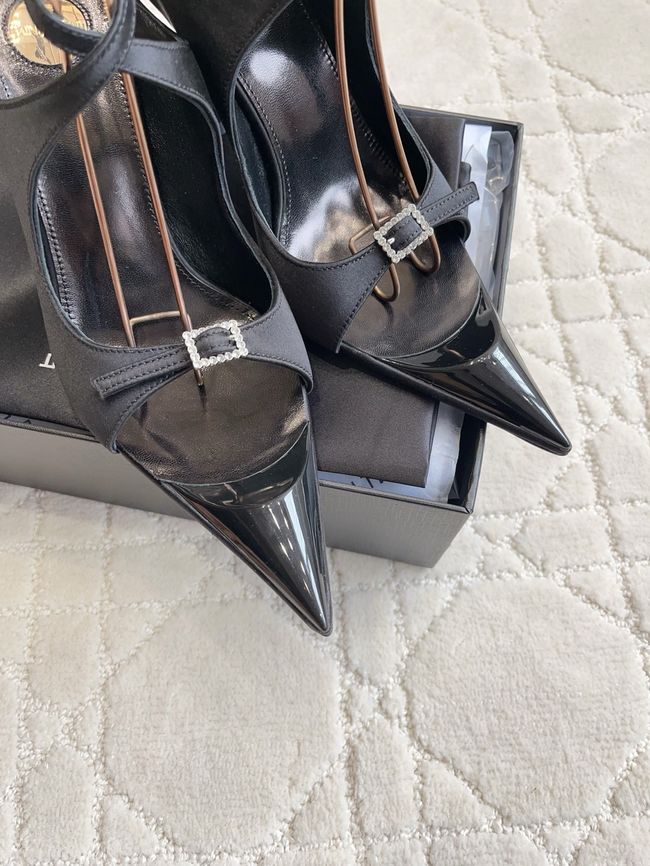 Saint Laurent in satin crepe and rhinestones Heel 10.5CM 69021-7 Saint Laurent in satin crepe and rhinestones Heel 10.5CM 69021-7