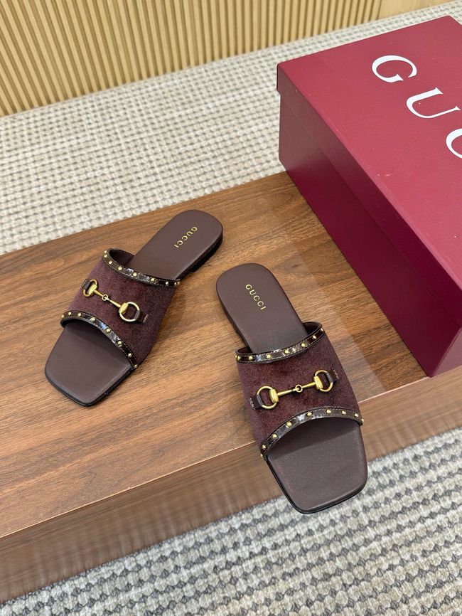 Gucci Womens slide sandal with Double G 69027-3 Gucci Womens slide sandal with Double G 69027-3