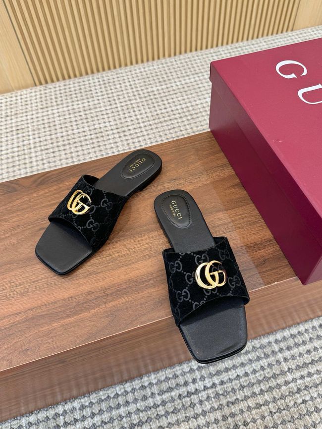 Gucci Womens slide sandal with Double G 69027-8 Gucci Womens slide sandal with Double G 69027-8