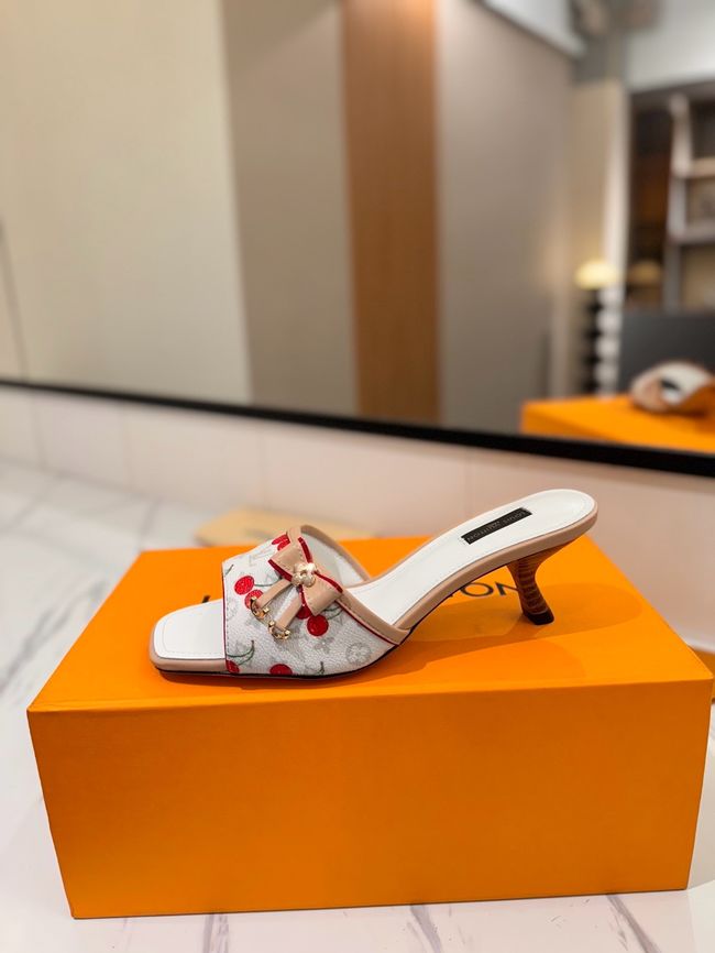 Louis Vuitton Womens slide sandal 69038-3 Louis Vuitton Womens slide sandal 69038-3
