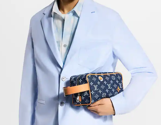 Louis Vuitton Locker Dopp Kit M28363 Blue Louis Vuitton Locker Dopp Kit M28363 Blue
